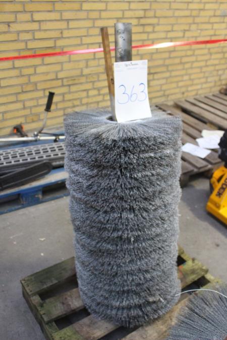 228 paragraph. wire brush 450 mm