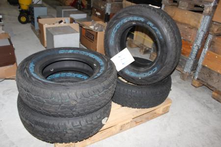 4 pcs tires. Cooper 245 / 75R16.