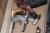Akku-Schraubenschlüssel; Akku-Bohrmaschine; 2 Arbeitsscheinwerfer; Hulbor-Sätze; Heizpistole; Lötkolben; Div. Schatten für Winkelschleifer; 8 Stück Druckluftwerkzeug
