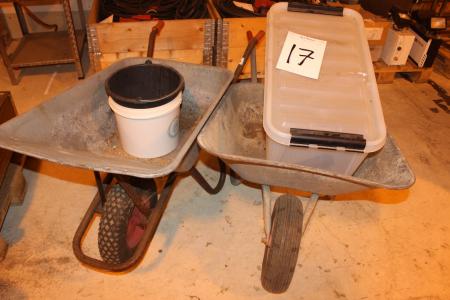 2 pcs wheelbarrows + plastic box.