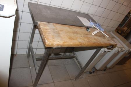 Rustfrit bord med skæreblok 90x68 cm