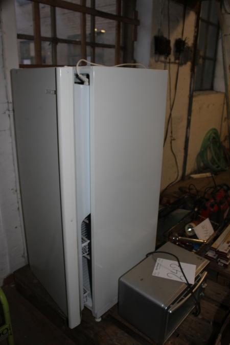 Kühlschrank + Mikrowelle