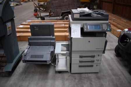 Printer mrk. Kinica Minolta Bizhub C252, med sorteringsbakker