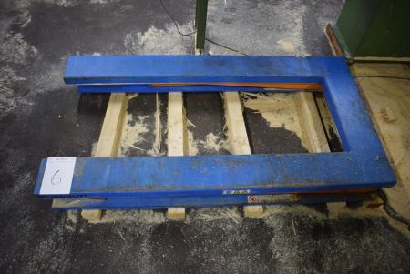 Hydraulic lifting table 1000 kg, marked. Translyft B 100 L x 190 cm