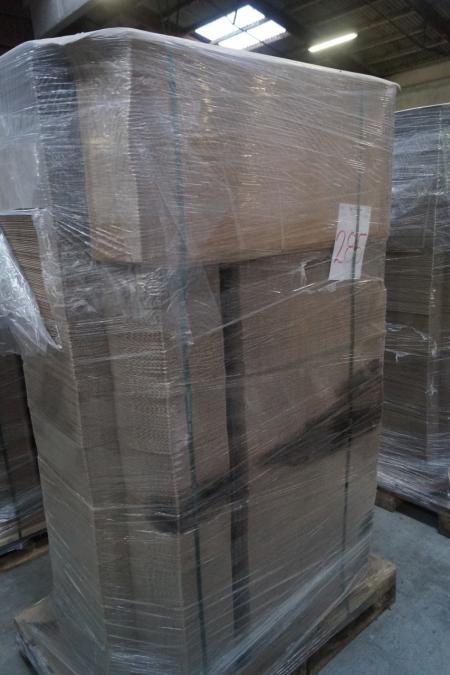  Cardboard boxes, 600 pcs - L 40 cm x B 28 cm x H 15.5 cm