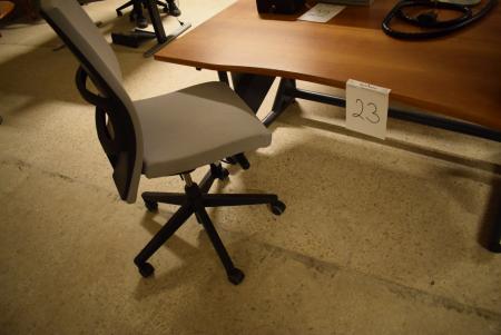 Desk, table lamp + office