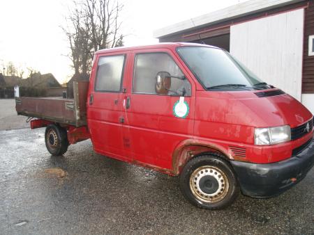 Double cabin VOLKSWAGEN, TRANSPORTER, TDI year 1998, set No. WV3ZZZ70ZXH008796 previous reg No. TR89326 km 419000 (1 extra seat) Defective coupling Used as spare Without plates