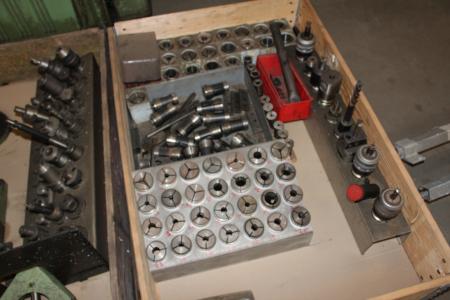 Stanko milling machine type 6M82 vintage 1960 plan size 1320x320 mm + 3 pallets with equipment.