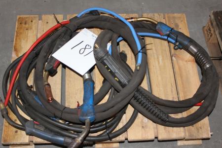Palle with 5 co2 welding cables.