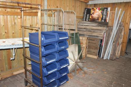 Pallets plastic boxes and much more. Everything must be removed.