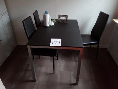 Tisch mit 3 Stühlen. 116x77x76 cm
