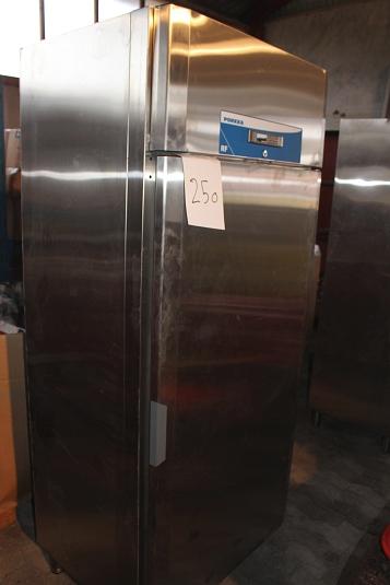 Porkka Refrigerator RF 85x67x201 cm
