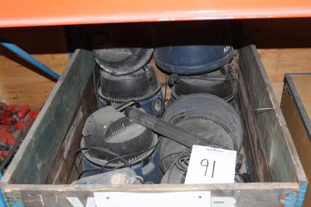 Pallet with div. Vacuum cleaner (not tested, condition unknown)