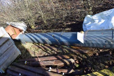 Screw conveyor with a motor, about 7m