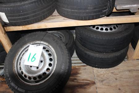 Michelin Dæk med fælge 215/65R16C Center til center Nav 75 mm 