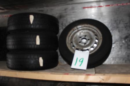 4 tires with rims fit to vehicle registration number CG96361