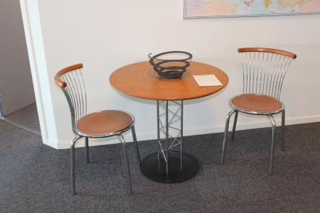 Rundbord med 2 stole + billede + plante (ægte)