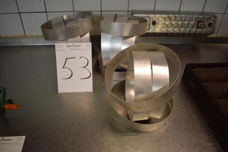 14 Stück. Formen Ø24 cm