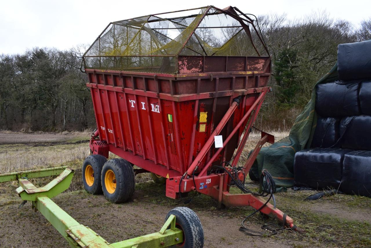 Grass truck marked. Tim, type with high tip KJ Auktion - Machine auctions