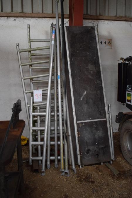 Aluminum mobile scaffold tower with two walkways