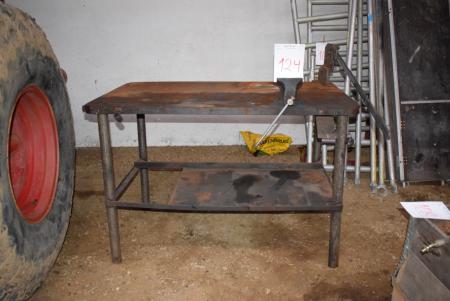 Welding Table with vice + straightener rocks