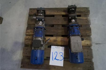 2 pieces geared motors with brake