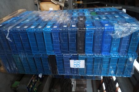 Plastic pallet with boxes 144