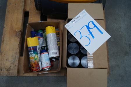 1 kasse med tef-oilsmøremiddel + en kasse med div rensemidler og spraymaling 