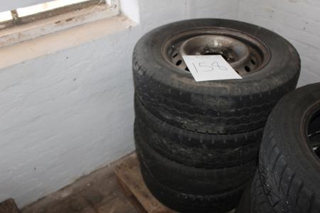 4 pcs. tires on rims, 195 / 70R15C