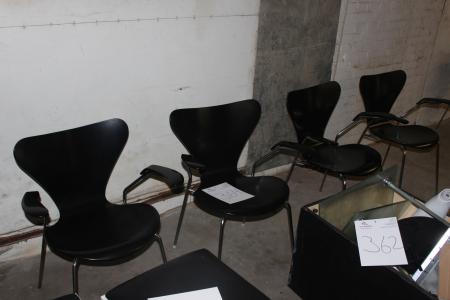 4 pcs. Fritz Hansen 7`er chairs with armrests