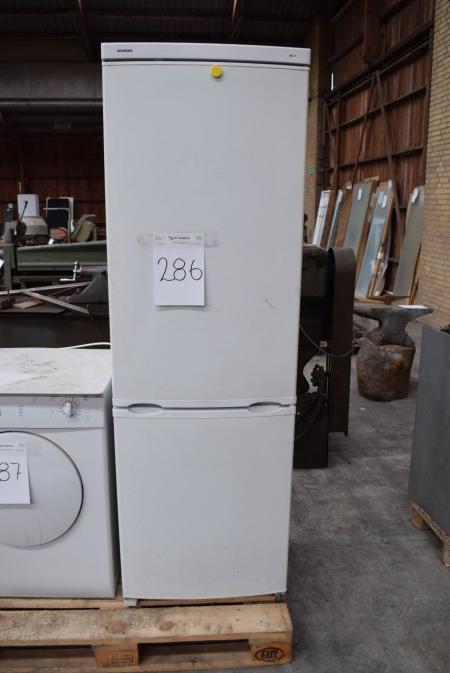 Fridge / freezer marked. Siemens H 184 cm