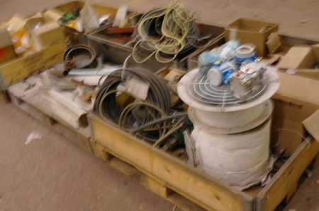 (5) pallets with valve parts, air hoses and more