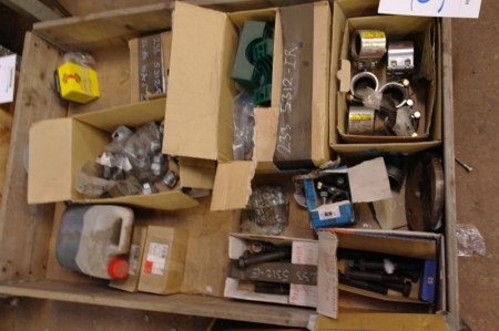 Pallet with various pipe fittings and more