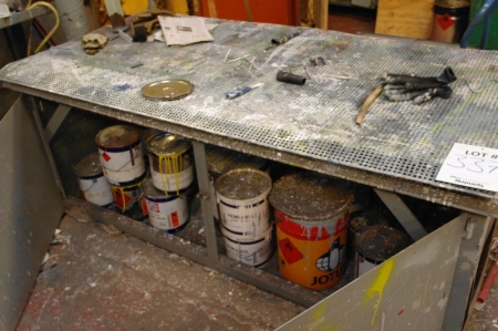 Paint table with exhaust + cabinet