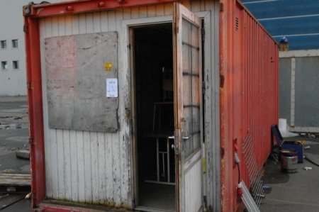 Container with window, 20 feet, equipped for personel