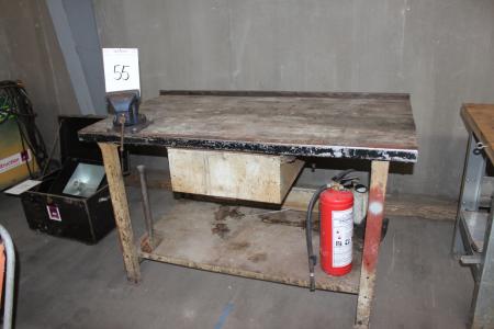 File bench with screwdriver. 150x80x90 cm