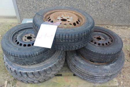 Palle with various tires.