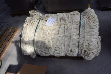 Nylon net, white, 10 mm 10,5x10,5 cm 187 kg