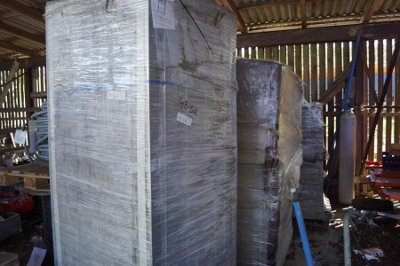 4 pallets with insulation