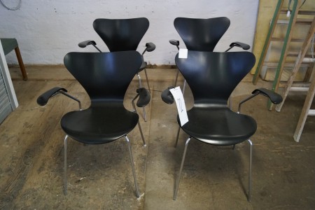 4 pcs Designer chairs.