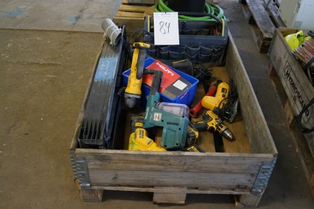Party Dewalt AKKU and power tools and more.