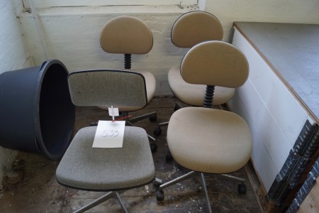 4 pcs. retro office chairs nice condition
