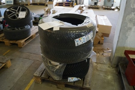 4 Stück Reifen Michelin unbenutzt.205 / 60R16