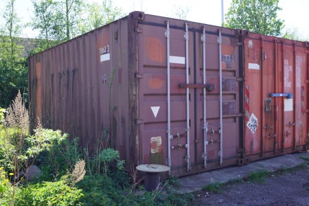 20 foot closed ship container with rack construction and ready for light