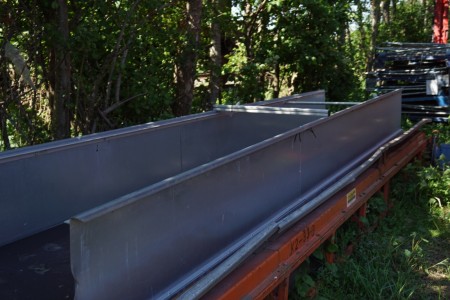 Conveyor belt L: approx. 520x87 cm.