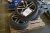 4 Reifen mit Leichtmetallfelgen Marke Peugeot 225 / 40R18Y Abstandhalter Nabe für Nabe 60 mm