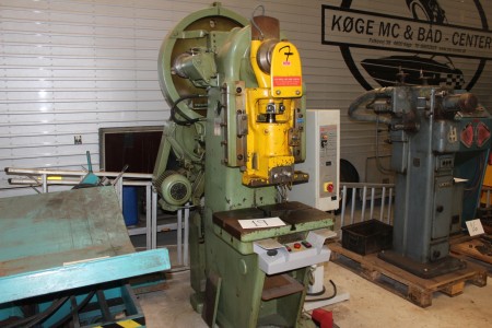 Excenter press, DPF KAHT-40-200, 40 tons, with control cabinet