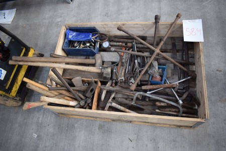 Pallet various tools, ax, sledgehammer, hammer, crowbar, pipe wrench, etc.