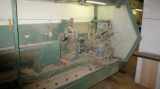 G. Stefani milling and gluing plant. Year of Manufacture 1987 from 300mm to 2500 mm working width. Type ML 6070 SQUADRABORDA 23,406 380V 50 HZ. Inlet with rail or push bars with auto Line Units
(2) insertion milling machine
(2) Compack sespenner
(2) double-end tenoners )
(2) post form milling
(2) gluing plant white glue, Nordson
(2) edge bands / or lists / post form
(2) cross cut saws front / rear
(2) subject / neavo milling machines
(2) edge shapers
(2) milling machines, fixed
(2) milling machines, floating
(4) corner trimmers
(4) long belt sanders
(2) edge shapers