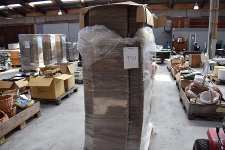 600 pcs. cardboard boxes